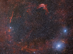 Гороскоп от “Блокнота” на 13 июня: Овнам стоит быть внимательнее к окружению, а Рыбам больше доверять интуиции