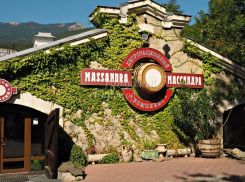 Сделка на 5 млрд. рублей: бизнесмен из Новороссийска прокомментировал продажу винодельни «Массандра»