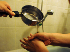 Вторую неделю подряд новороссийцам отключают горячую воду 