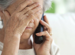 Роковой звонок лишил денег пенсионерку из Новороссийска 