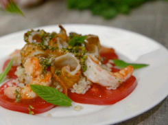 Готовим на мангале: Креветки и кальмар