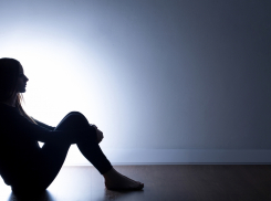 Школьница пыталась свести счеты с жизнью в собственной квартире: история из соседнего с Новороссийском Крымска