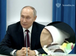 Президенту подали угощения от кондитера из Новороссийска