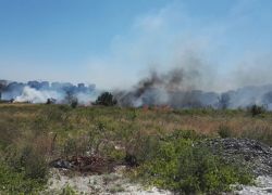Пожар разыгрался на Пятой бригаде в Новороссийске