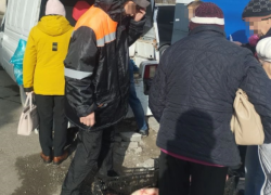 Не ешьте с пола: новороссийцам продают продукты не как положено