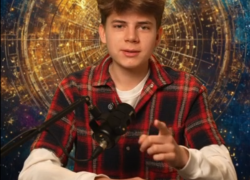 Пора выйти из тени: как раскрыться каждому из знаков Зодиака расскажет Максим Бакуров