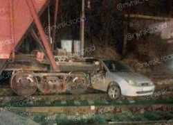 Причина опоздания на работу - попал под поезд