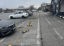 Туалет убрали, а вокруг не посмотрели: новороссийца возмущает беспорядок на Малой Земле  