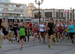 Новороссийцам предлагают померяться силами в беге на разные дистанции