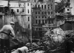 Новороссийск 75 лет назад: мастер и защитник цемзавода «Октябрь»