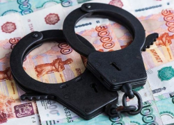 ФСБ поймала новороссийского полицейского на взятке 