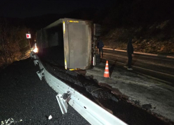 Росприроднадзор выяснит масштабы загрязнения почв после ДТП на трассе между Новороссийском и Геленджиком 