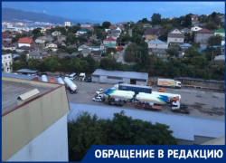 "Либо дома снесёт, либо пол города отравится!" - новороссиец заметил странные цистерны