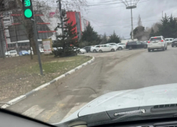 «У нас администрация не ездит по городу?» - житель Новороссийска разочарован состоянием дорог 