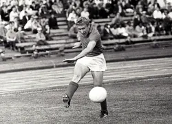 Открыл Дениса Попова и Артёма Дзюбу, спасал  новороссийский "Черноморец" от вылета: сегодня родился Владимир Федотов