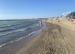 Анапа "сделала" Сочи: где Черное море собрало больше всего туристов