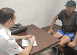 Чуть не устроил пожар: в Новороссийске поймали мужчину, обжигавшего провода в лесу