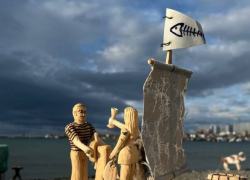 Кошмар в Новороссийске: пострадавших уже 7, в Сочи с пляжей эвакуируют отдыхающих