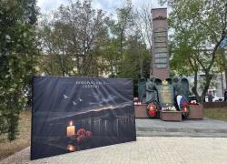 В Новороссийске появился стихийный мемориал в память о погибших