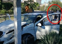 Столкновением закончилась погоня наркоконтроля за водителем с подозрительным свертком