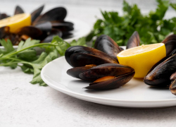 Последствия ЧП на Кубани: морепродукты из Черного моря могут быть опасны 