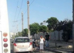 Лужа крови на переходе и брошенный тапок — следы последних ДТП в Новороссийске
