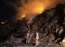 Из-за порывистого ветра усилилось возгорание на полигоне Щелба