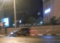 За 12 минут новороссиец успел влететь в забор и эвакуировать автомобиль