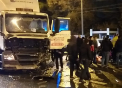 Наркота или корвалол? – новороссийцы спорят о наркотическом опьянении водителя контейнеровоза, который раздавил легковушку 