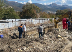 Под землёй в пригороде Новороссийска остались рабочие – случился обвал