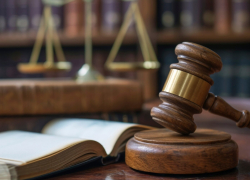 В Новороссийске осудят домашнего винодела за незаконную продажу алкоголя