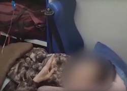 Завернула в мусорный пакет и бросила умирать новорожденного ребенка