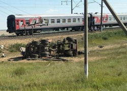 Поезд с туристами по дороге в Новороссийск попал в ДТП. Есть жертвы