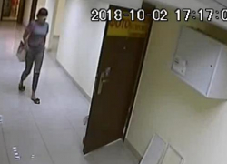 Вместе с коробками для кружек жительница Новороссийска прихватила деньги