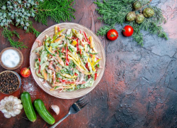 За сколько дней нужно съесть новогодние салаты 