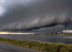 «Грозовой воротник» замечен над Новороссийском: когда распогодится 