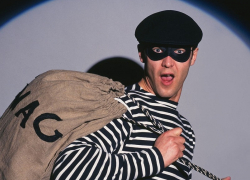 В Новороссийске полицейские задержали подозреваемого в квартирных кражах