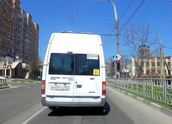 Езда на красный становится нормой для новороссийских маршрутчиков