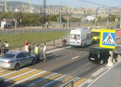 Машина сбила двух школьниц на пешеходном переходе в Новороссийске
