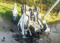 Автомобиль улетел с моста в Новороссийске