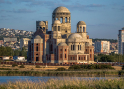 Погода в Новороссийске: малооблачно и +35 по ощущениям