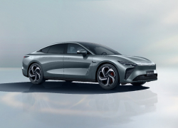 Спортивный характер и мощь без компромиссов: уникальная длительная гарантия на новое четырехдверное купе EXEED EXLANTIX ES 