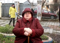 "Только успели взять документы и собрать маму" - жильцы дома о пожаре