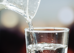 Срок годности воды или как вода может навредить — на заметку новороссийцам