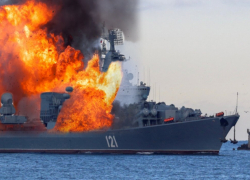 Затонувший крейсер "Москва" повторил трагичную судьбу "Новороссийска" 