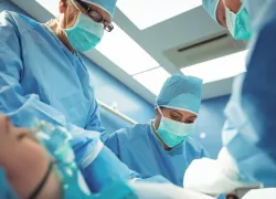 Кость исчезала на глазах: хирурги Краснодарского края спасли руку подростка 