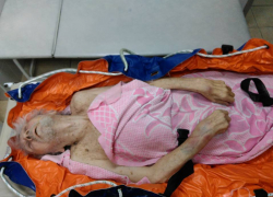 Новороссиец пожаловался, что врачи выкинули его 82-летнего отца ночью  на улицу