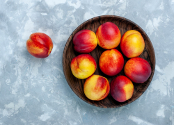 Нектарины с “протеином” не пропустили в порту Новороссийска