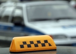 Новороссийского таксиста «кинули» на 14 300 рублей