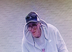 Полицейские Новороссийска ищут подозреваемого в воровстве